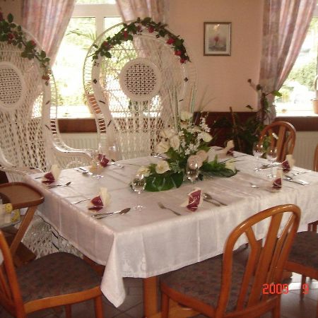 Zeesener Gasthof Otel Königs Wusterhausen Dış mekan fotoğraf