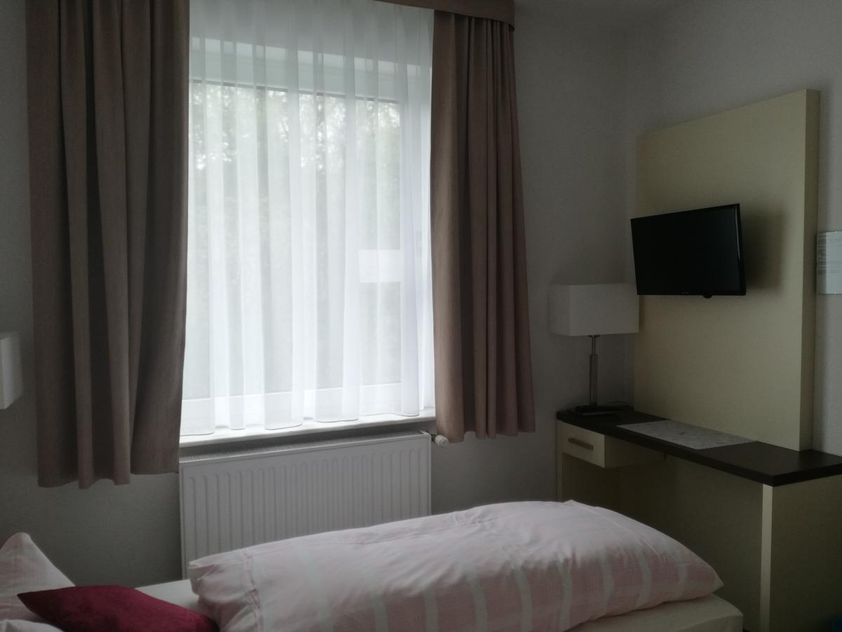 Zeesener Gasthof Otel Königs Wusterhausen Dış mekan fotoğraf